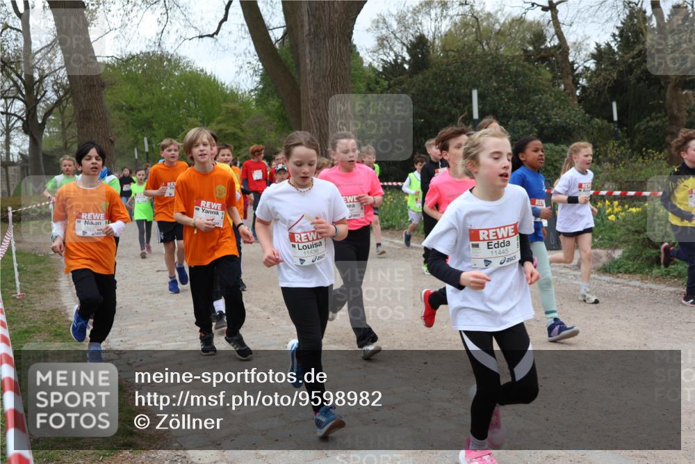 25.04.2026 - Das Zehntel Zöllner http://msf.ph/oto/9598982 25.04.2026 12:43:18 Laufen 11436, 11445 meine-sportfotos.de