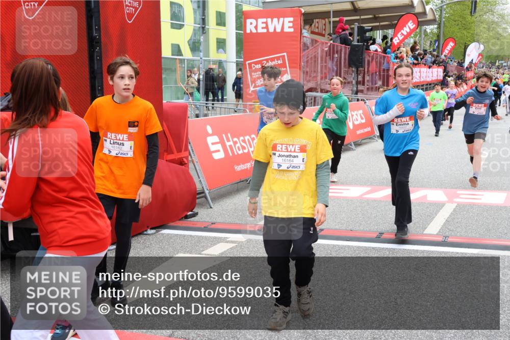 25.04.2026 - Das Zehntel Strokosch-Dieckow http://msf.ph/oto/9599035 25.04.2026 15:01:19 Ziel 15014, 15519, 15535, 15902, 15905, 16162, 16164, 16188, 16820, 17321, 17328, 17340, 17343, 17825, 18159, 15014, 15519, 15535, 15902, 15905, 16162, 16164, 16188, 16820, 17321, 17328, 17340, 17343, 17825, 18159 meine-sportfotos.de