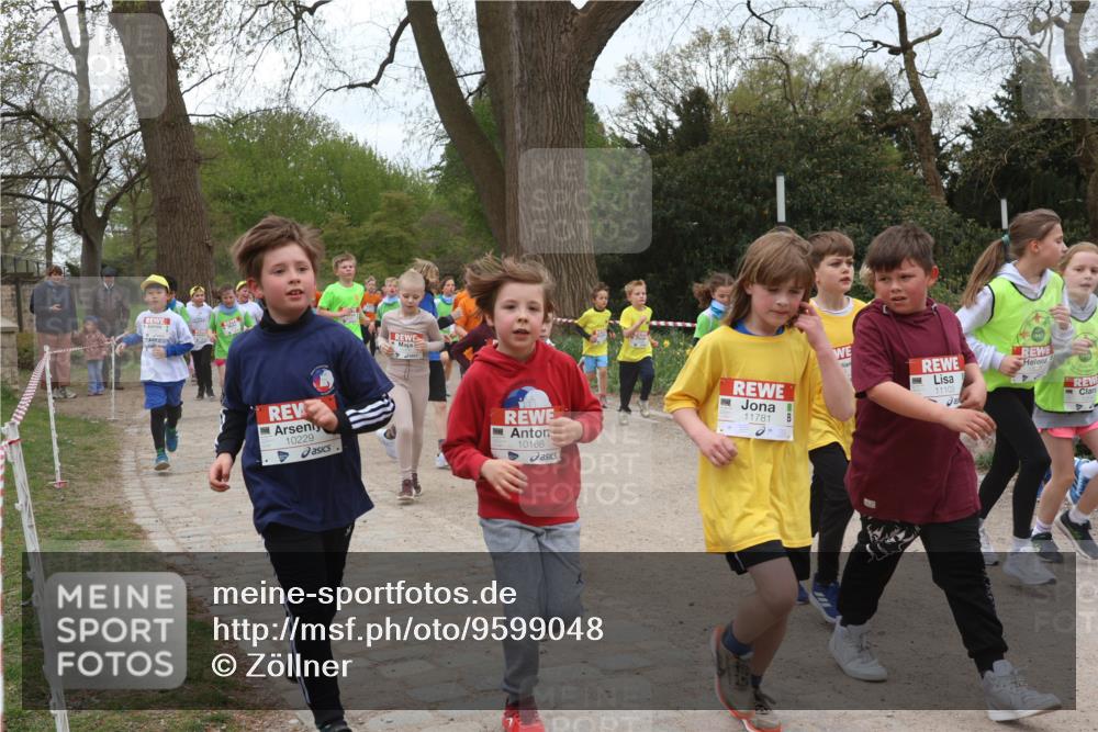 25.04.2026 - Das Zehntel Zöllner http://msf.ph/oto/9599048 25.04.2026 12:43:28 Laufen 10229, 10166, 11781, 11103, 4 meine-sportfotos.de