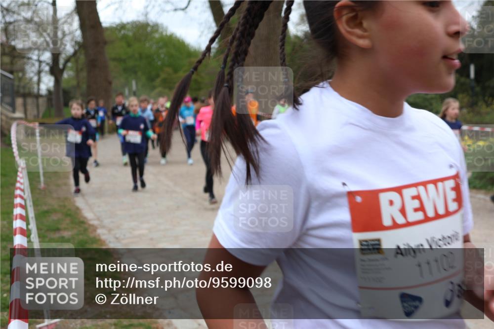 25.04.2026 - Das Zehntel Zöllner http://msf.ph/oto/9599098 25.04.2026 12:43:36 Laufen 11102 meine-sportfotos.de