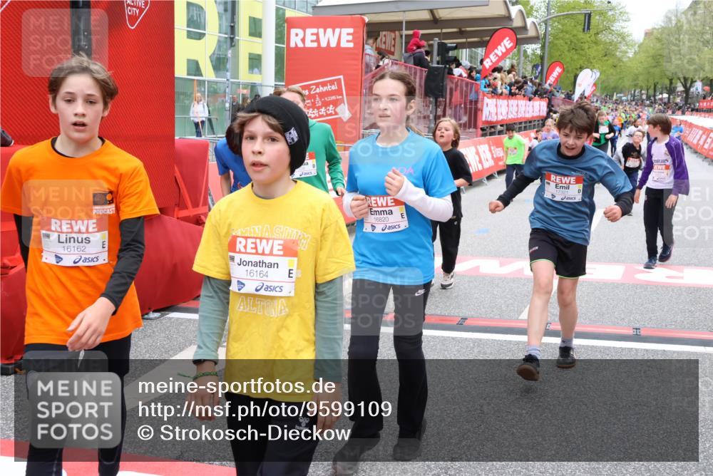 25.04.2026 - Das Zehntel Strokosch-Dieckow http://msf.ph/oto/9599109 25.04.2026 15:01:20 Ziel 15204, 15519, 15535, 15902, 15905, 16162, 16164, 16188, 16820, 17321, 17328, 17340, 17343, 17825, 18159, 15204, 15519, 15535, 15902, 15905, 16162, 16164, 16188, 16820, 17321, 17328, 17340, 17343, 17825, 18159 meine-sportfotos.de
