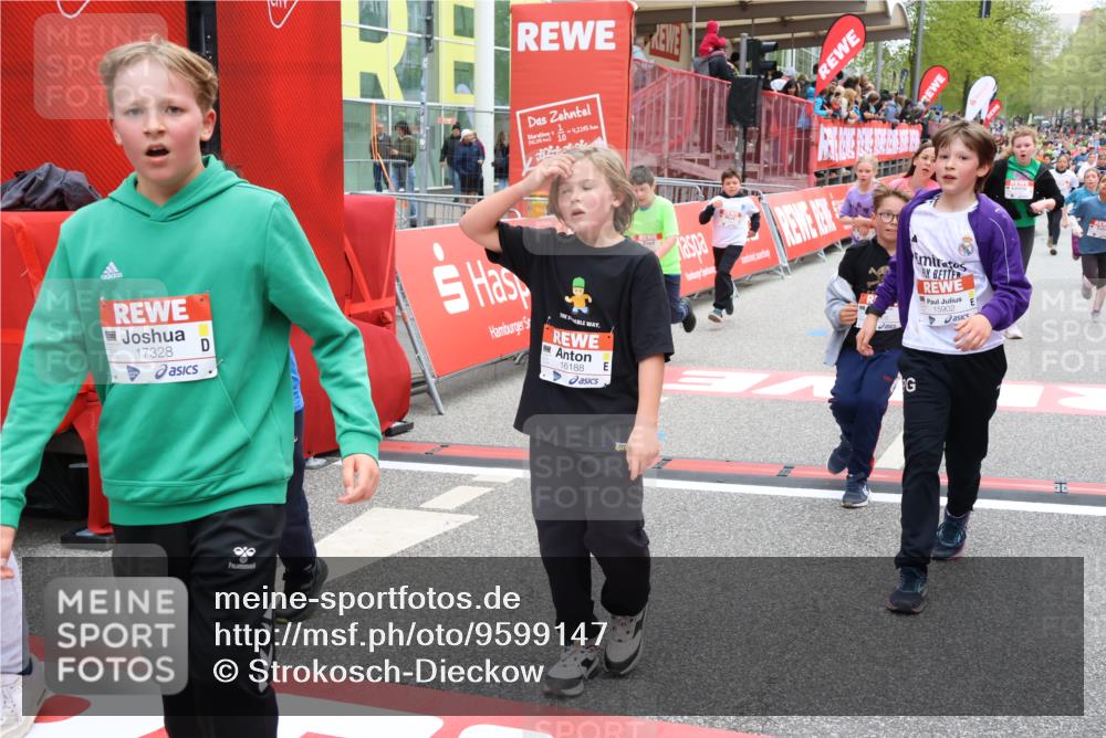 25.04.2026 - Das Zehntel Strokosch-Dieckow http://msf.ph/oto/9599147 25.04.2026 15:01:22 Ziel 15015, 15204, 15428, 15519, 15535, 15902, 15905, 16162, 16164, 16174, 16188, 16260, 16820, 17321, 17328, 17340, 17341, 17343, 17360, 17825, 15015, 15204, 15428, 15519, 15535, 15902, 15905, 16162, 16164, 16174, 16188, 16260, 16820, 17321, 17328, 17340, 17341, 17343, 17360, 17825 meine-sportfotos.de