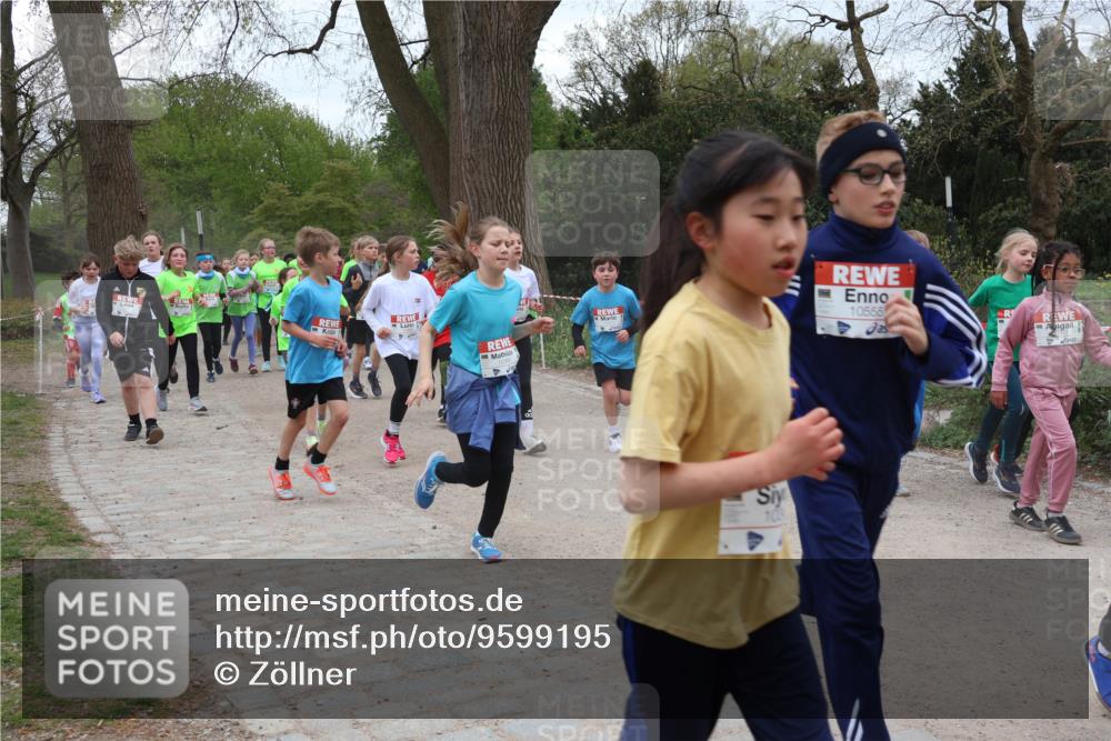 25.04.2026 - Das Zehntel Zöllner http://msf.ph/oto/9599195 25.04.2026 12:43:52 Laufen 10555 meine-sportfotos.de