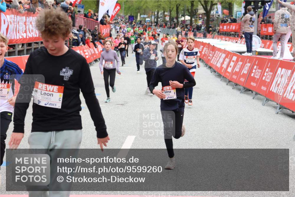 25.04.2026 - Das Zehntel Strokosch-Dieckow http://msf.ph/oto/9599260 25.04.2026 15:05:32 Ziel 15656, 15949, 15965, 16947, 17028, 17604, 15656, 15949, 15965, 16947, 17028, 17604 meine-sportfotos.de