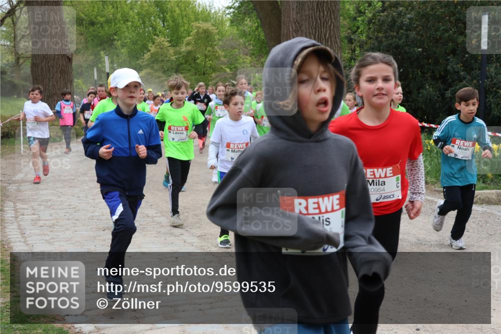 25.04.2026 - Das Zehntel Zöllner http://msf.ph/oto/9599535 25.04.2026 12:44:46 Laufen 0954 meine-sportfotos.de