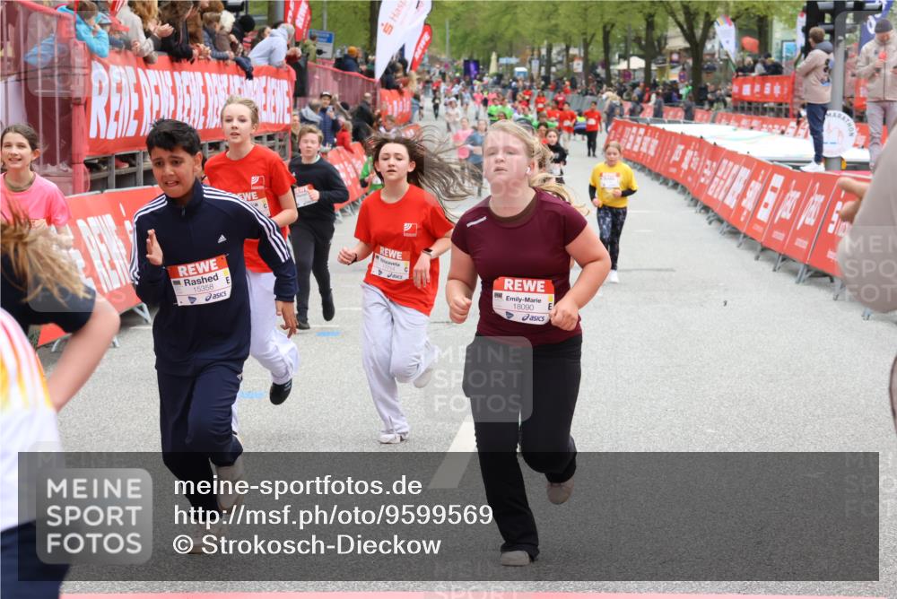 25.04.2026 - Das Zehntel Strokosch-Dieckow http://msf.ph/oto/9599569 25.04.2026 15:05:44 Ziel 15358, 15601, 15912, 16175, 16211, 16939, 17714, 17715, 17757, 17932, 18090, 15358, 15601, 15912, 16175, 16211, 16939, 17714, 17715, 17757, 17932, 18090 meine-sportfotos.de