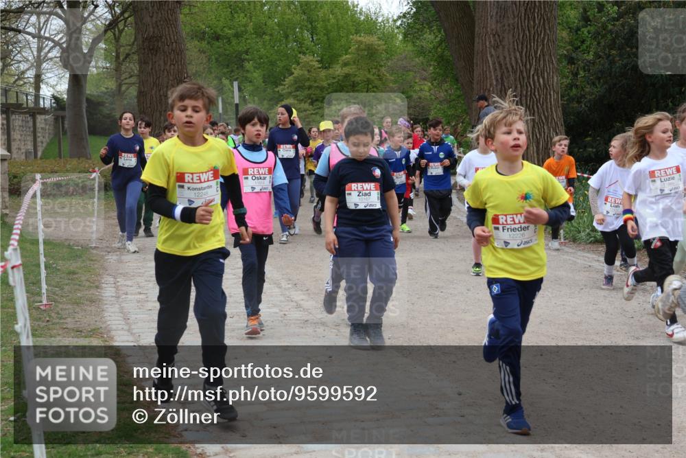 25.04.2026 - Das Zehntel Zöllner http://msf.ph/oto/9599592 25.04.2026 12:44:56 Laufen 12248, 11614, 5, 12226 meine-sportfotos.de