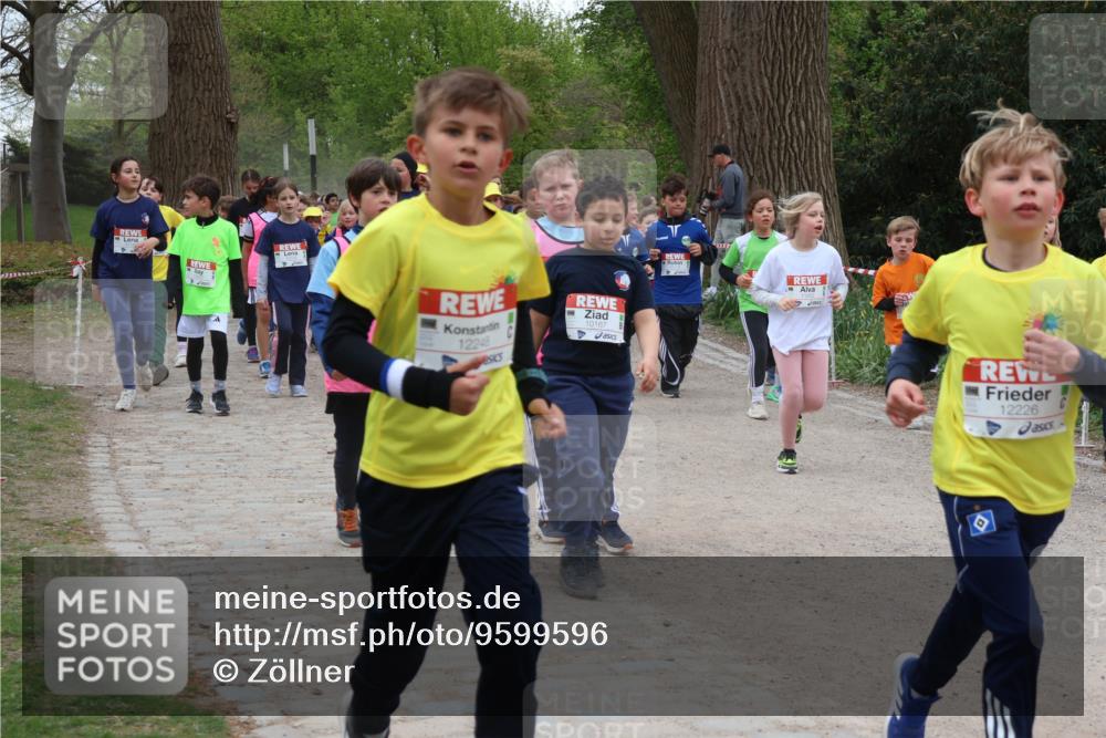 25.04.2026 - Das Zehntel Zöllner http://msf.ph/oto/9599596 25.04.2026 12:44:56 Laufen 12248, 10167, 12226 meine-sportfotos.de