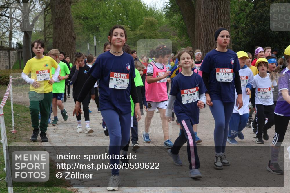 25.04.2026 - Das Zehntel Zöllner http://msf.ph/oto/9599622 25.04.2026 12:45:01 Laufen 12312, 10182, 10204, 10234 meine-sportfotos.de