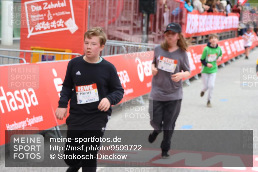 25.04.2026 - Das Zehntel Strokosch-Dieckow http://msf.ph/oto/9599722 25.04.2026 15:05:50 Ziel 15358, 15912, 16196, 16306, 16939, 17023, 17615, 17714, 17715, 17757, 17802, 18090, 15358, 15912, 16196, 16306, 16939, 17023, 17615, 17714, 17715, 17757, 17802, 18090 meine-sportfotos.de