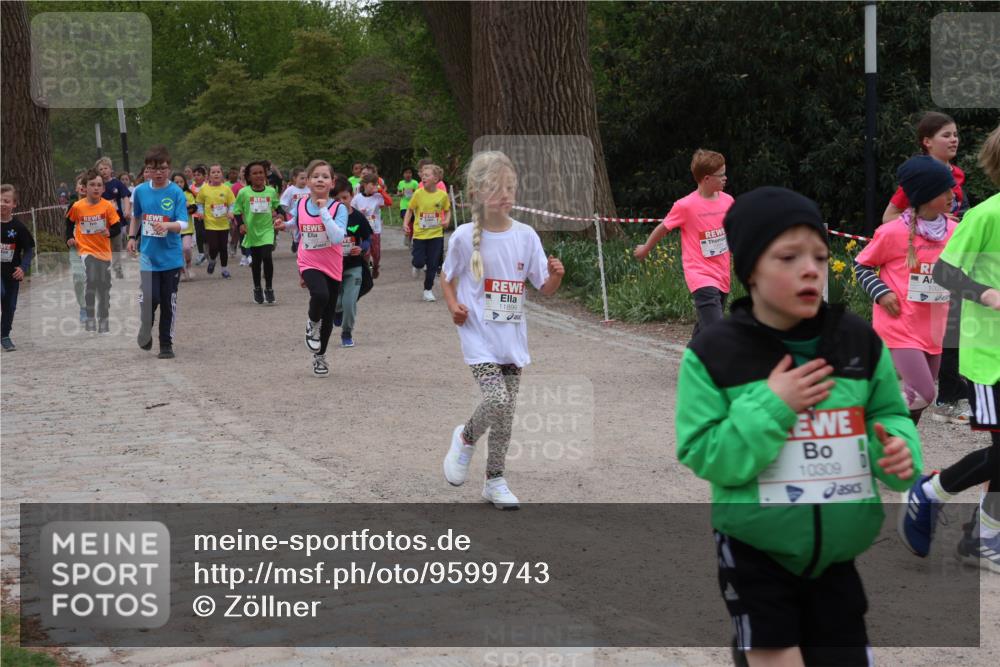 25.04.2026 - Das Zehntel Zöllner http://msf.ph/oto/9599743 25.04.2026 12:45:23 Laufen 11899, 10309, 100 meine-sportfotos.de