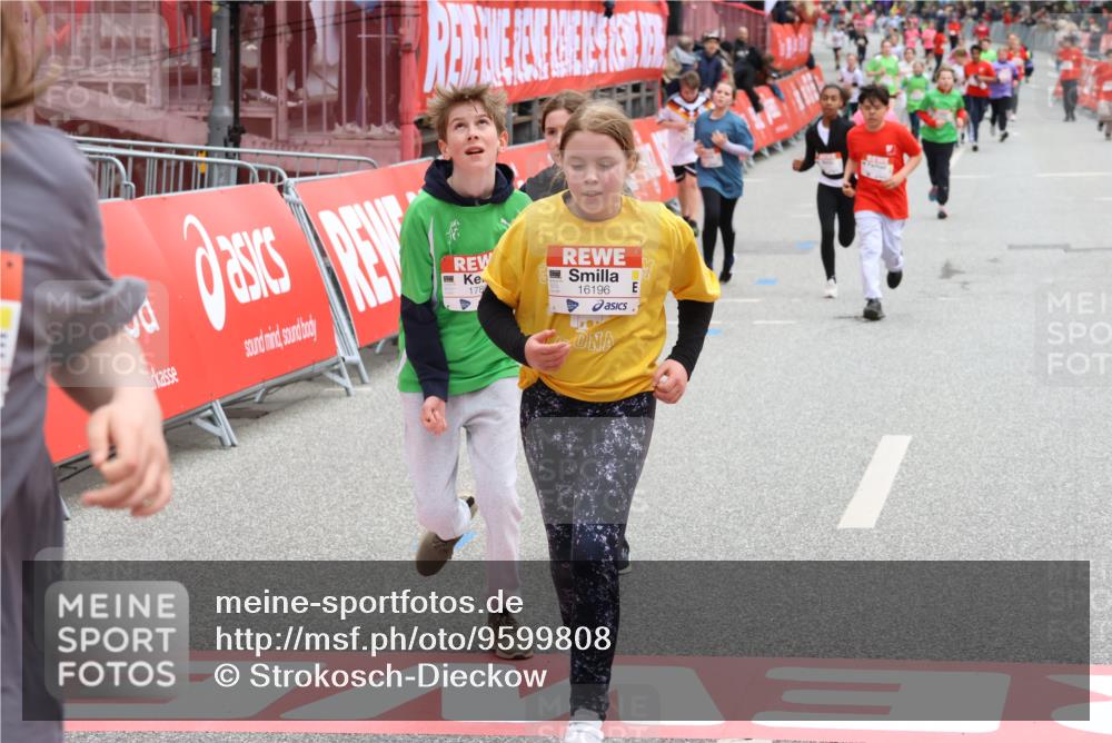 25.04.2026 - Das Zehntel Strokosch-Dieckow http://msf.ph/oto/9599808 25.04.2026 15:05:52 Ziel 16196, 16306, 16939, 17023, 17615, 17714, 17715, 17757, 17802, 18072, 16196, 16306, 16939, 17023, 17615, 17714, 17715, 17757, 17802, 18072 meine-sportfotos.de