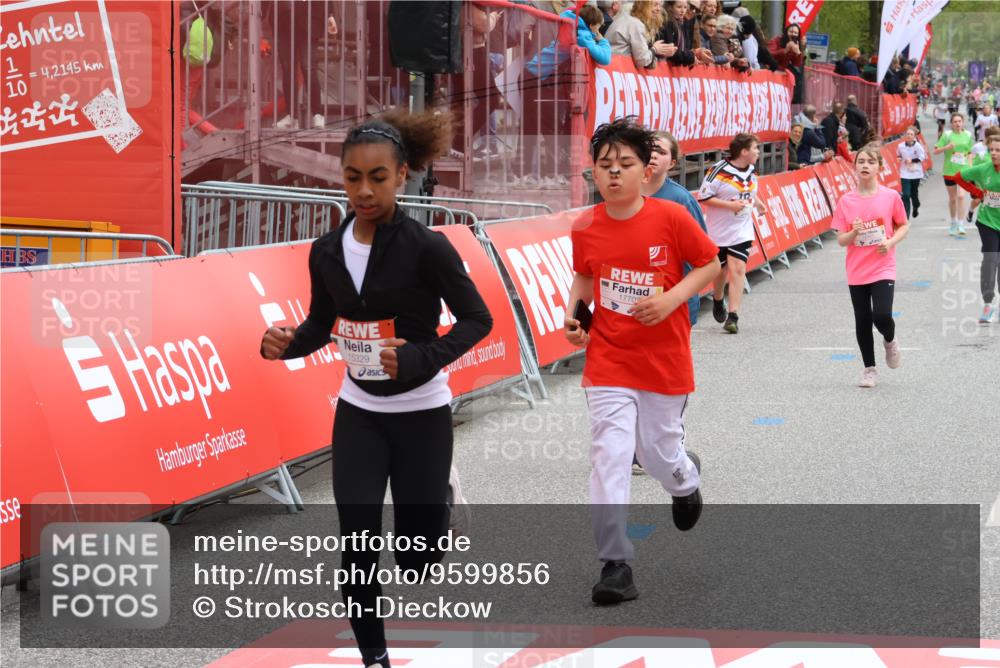 25.04.2026 - Das Zehntel Strokosch-Dieckow http://msf.ph/oto/9599856 25.04.2026 15:05:56 Ziel 15329, 16196, 17311, 17615, 17702, 17802, 18072, 15329, 16196, 17311, 17615, 17702, 17802, 18072 meine-sportfotos.de