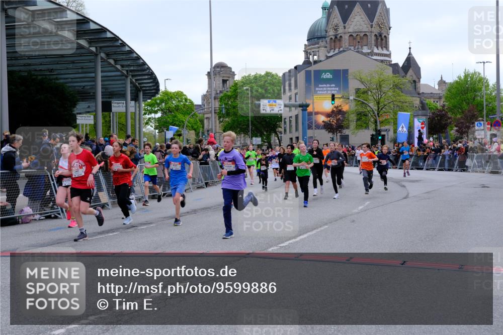 25.04.2026 - Das Zehntel Tim E. http://msf.ph/oto/9599886 25.04.2026 14:54:16 Ziel 15069, 15098, 15138, 15407, 15423, 15446, 15509, 15603, 15636, 15644, 15664, 15702, 15802, 15805, 15811, 15952, 15986, 16203, 16265, 16279, 16360, 16405, 16428, 16461, 16622, 16661, 16759, 16918, 16929, 17195, 17230, 17244, 17249, 17260, 17474, 17499, 17504, 17508, 17584, 17671, 17780, 17819, 17994, 17996, 18139, 18264, 18292, 18317, 18319 meine-sportfotos.de