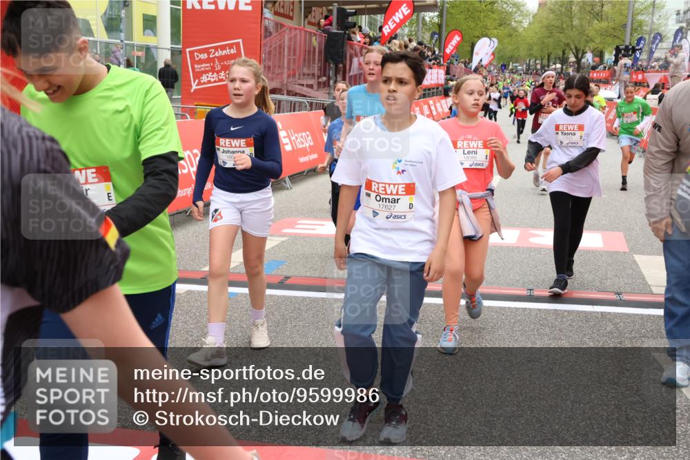 25.04.2026 - Das Zehntel Strokosch-Dieckow http://msf.ph/oto/9599986 25.04.2026 15:01:39 Ziel 15017, 15393, 15395, 15675, 15786, 15806, 15809, 16027, 16029, 16150, 16198, 16302, 16413, 16673, 16943, 17196, 17482, 17561, 17625, 17627, 17784, 17790, 18085, 15017, 15393, 15395, 15675, 15786, 15806, 15809, 16027, 16029, 16150, 16198, 16302, 16413, 16673, 16943, 17196, 17482, 17561, 17625, 17627, 17784, 17790, 18085 meine-sportfotos.de