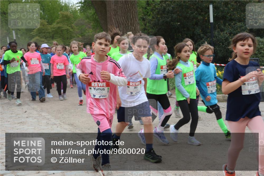 25.04.2026 - Das Zehntel Zöllner http://msf.ph/oto/9600020 25.04.2026 12:46:15 Laufen 11450, 11435, 11308 meine-sportfotos.de