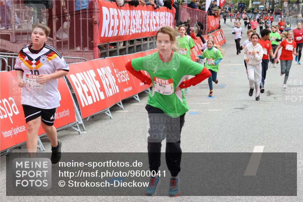 25.04.2026 - Das Zehntel Strokosch-Dieckow http://msf.ph/oto/9600041 25.04.2026 15:06:01 Ziel 15329, 16963, 17311, 17392, 17702, 17781, 15329, 16963, 17311, 17392, 17702, 17781 meine-sportfotos.de