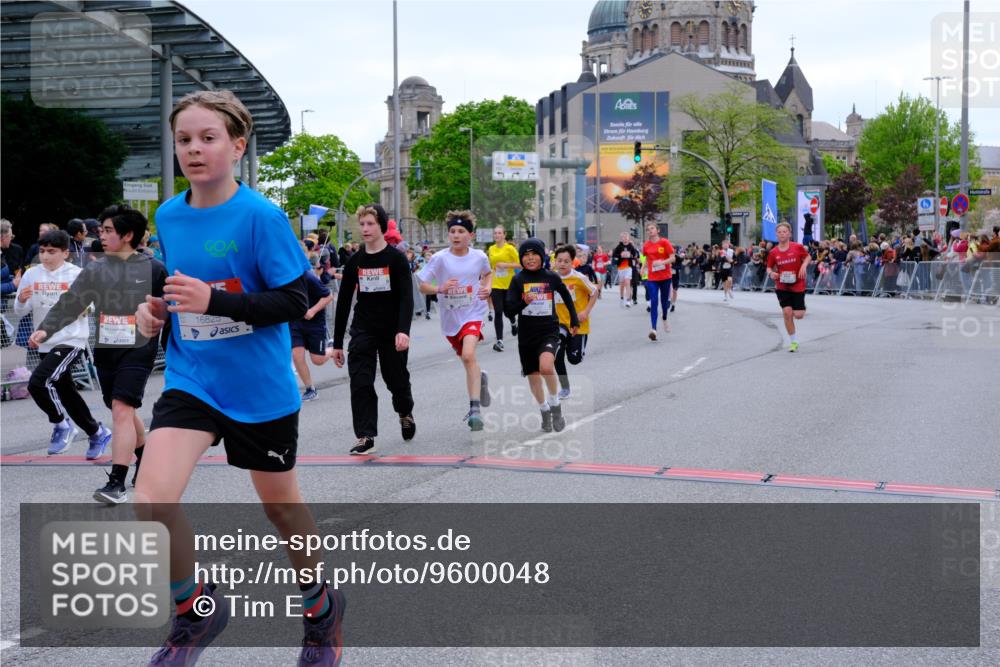 25.04.2026 - Das Zehntel Tim E. http://msf.ph/oto/9600048 25.04.2026 14:54:23 Ziel 15069, 15098, 15138, 15235, 15307, 15309, 15322, 15362, 15423, 15509, 15603, 15664, 15667, 15768, 15791, 15802, 15811, 15813, 15823, 15936, 15986, 16265, 16268, 16279, 16399, 16405, 16428, 16491, 16595, 16743, 16748, 16759, 16825, 16864, 17048, 17195, 17221, 17260, 17493, 17499, 17504, 17657, 17671, 17691, 17780, 17852, 17994, 17996, 18095, 18101, 18156, 18292, 18319 meine-sportfotos.de