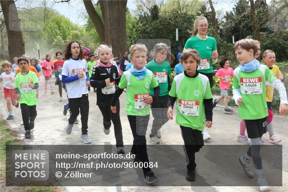 25.04.2026 - Das Zehntel Zöllner http://msf.ph/oto/9600084 25.04.2026 12:46:27 Laufen 10126, 10662, 12122, 12096 meine-sportfotos.de