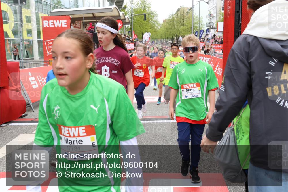 25.04.2026 - Das Zehntel Strokosch-Dieckow http://msf.ph/oto/9600104 25.04.2026 15:01:43 Ziel 15087, 15395, 15517, 16027, 16029, 16150, 16198, 16302, 16312, 16325, 16555, 16560, 16602, 16603, 16625, 17561, 17625, 17627, 17662, 17784, 17790, 18085, 15087, 15395, 15517, 16027, 16029, 16150, 16198, 16302, 16312, 16325, 16555, 16560, 16602, 16603, 16625, 17561, 17625, 17627, 17662, 17784, 17790, 18085 meine-sportfotos.de