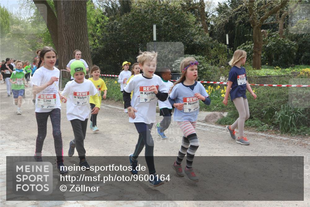 25.04.2026 - Das Zehntel Zöllner http://msf.ph/oto/9600164 25.04.2026 12:46:43 Laufen 11399, 11420, 11378, 11380 meine-sportfotos.de