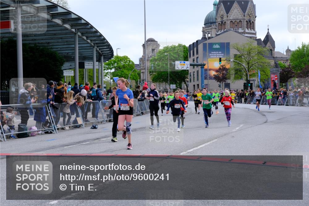 25.04.2026 - Das Zehntel Tim E. http://msf.ph/oto/9600241 25.04.2026 14:54:36 Ziel 15188, 15219, 15232, 15363, 15453, 15678, 15690, 15703, 15707, 15721, 15722, 15769, 15792, 16028, 16104, 16225, 16267, 16270, 16290, 16315, 16390, 16544, 16558, 16588, 16765, 16813, 16832, 16861, 16878, 17012, 17053, 17063, 17183, 17194, 17237, 17352, 17398, 17458, 17571, 17911, 17912, 17922, 17923, 17970, 18061, 18089 meine-sportfotos.de
