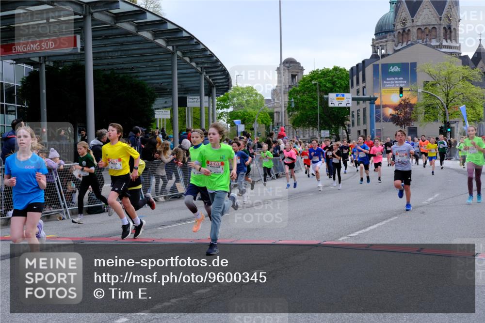 25.04.2026 - Das Zehntel Tim E. http://msf.ph/oto/9600345 25.04.2026 14:54:41 Ziel 15174, 15188, 15241, 15363, 15453, 15507, 15526, 15678, 15681, 15690, 15703, 15722, 15769, 15898, 15987, 16004, 16104, 16247, 16266, 16267, 16270, 16315, 16327, 16347, 16390, 16574, 16577, 16583, 16588, 16832, 16861, 16878, 16882, 16978, 17012, 17053, 17063, 17114, 17123, 17169, 17183, 17194, 17222, 17352, 17571, 18061, 18089, 18132 meine-sportfotos.de