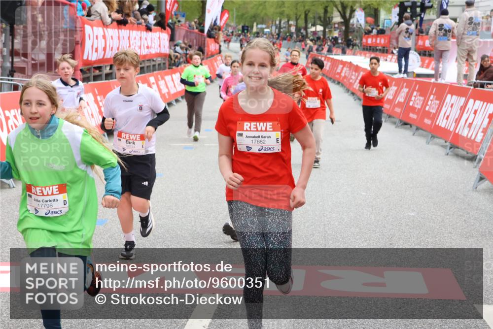 25.04.2026 - Das Zehntel Strokosch-Dieckow http://msf.ph/oto/9600351 25.04.2026 15:06:08 Ziel 15004, 17392, 17682, 17781, 17798, 17805, 18034, 18070, 18148, 15004, 17392, 17682, 17781, 17798, 17805, 18034, 18070, 18148 meine-sportfotos.de