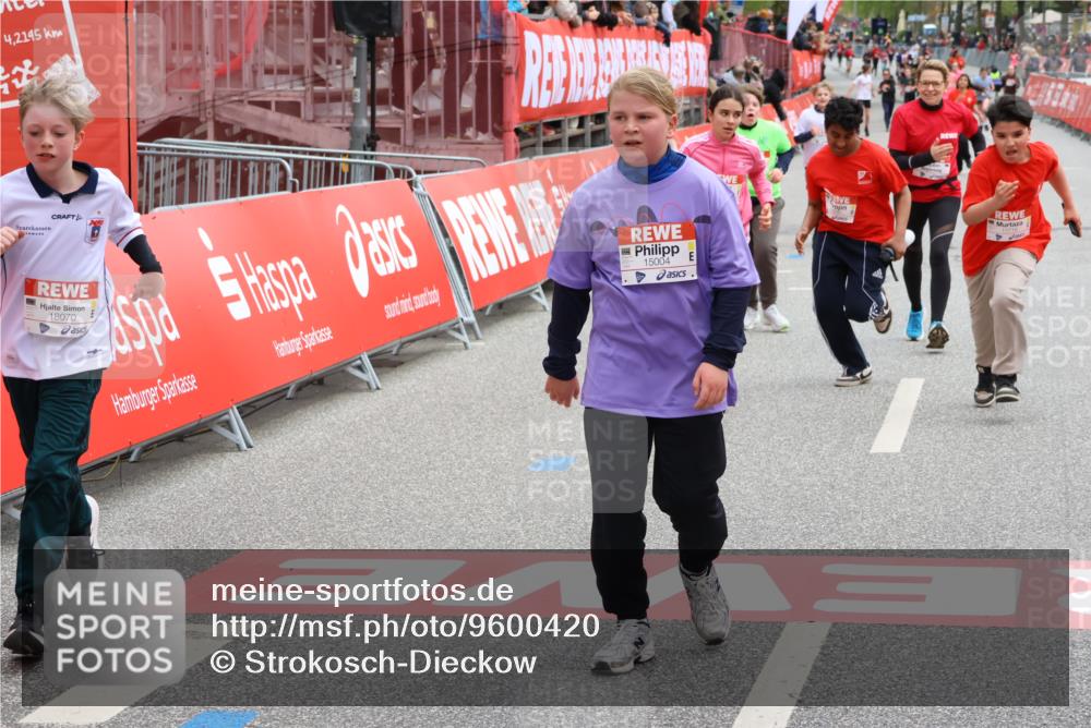 25.04.2026 - Das Zehntel Strokosch-Dieckow http://msf.ph/oto/9600420 25.04.2026 15:06:10 Ziel 15004, 15367, 17682, 17698, 17699, 17716, 17798, 17805, 18034, 18070, 18148, 15004, 15367, 17682, 17698, 17699, 17716, 17798, 17805, 18034, 18070, 18148 meine-sportfotos.de