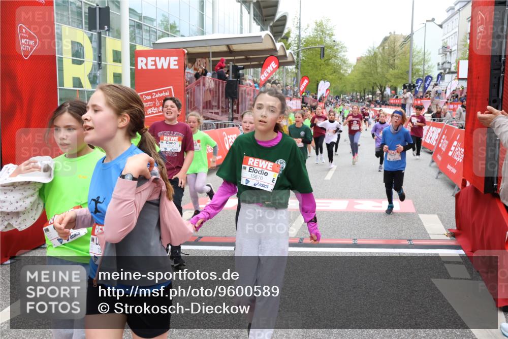 25.04.2026 - Das Zehntel Strokosch-Dieckow http://msf.ph/oto/9600589 25.04.2026 15:01:57 Ziel 15021, 15515, 15528, 15538, 15649, 15674, 15676, 15767, 15940, 16137, 16271, 16386, 16388, 16753, 17121, 17397, 17558, 17713, 17981, 17986, 15021, 15515, 15528, 15538, 15649, 15674, 15676, 15767, 15940, 16137, 16271, 16386, 16388, 16753, 17121, 17397, 17558, 17713, 17981, 17986 meine-sportfotos.de