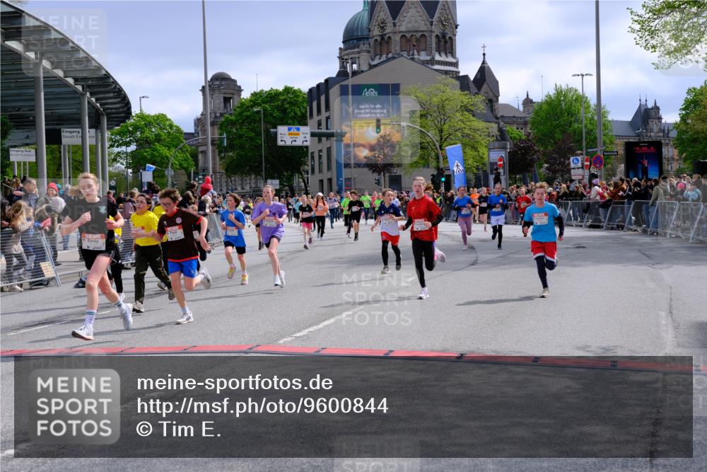 25.04.2026 - Das Zehntel Tim E. http://msf.ph/oto/9600844 25.04.2026 14:55:14 Ziel 15050, 15055, 15110, 15150, 15189, 15194, 15209, 15243, 15414, 15416, 15418, 15427, 15498, 15530, 15620, 15685, 15951, 16008, 16112, 16117, 16123, 16295, 16339, 16469, 16521, 16581, 16585, 16845, 16997, 17089, 17428, 17444, 17447, 17491, 17503, 17556, 17840, 17842, 18124, 18149, 18168, 18177, 18188, 18281, 18329 meine-sportfotos.de