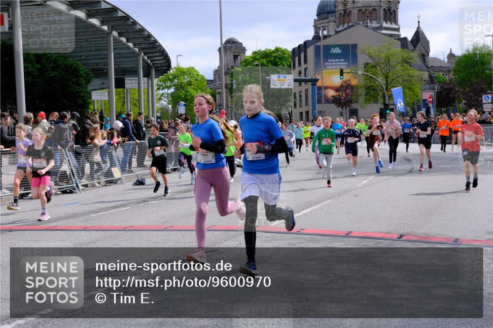 25.04.2026 - Das Zehntel Tim E. http://msf.ph/oto/9600970 25.04.2026 14:55:18 Ziel 15050, 15055, 15110, 15150, 15189, 15209, 15306, 15342, 15468, 15498, 15530, 15620, 15685, 15951, 16008, 16053, 16112, 16117, 16123, 16282, 16283, 16295, 16469, 16473, 16521, 16522, 16599, 16608, 16777, 16845, 16885, 17089, 17211, 17212, 17428, 17444, 17447, 17491, 17503, 17549, 17556, 17840, 17842, 18149, 18168, 18188, 18281 meine-sportfotos.de