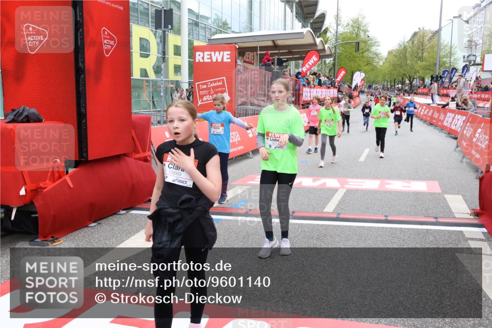 25.04.2026 - Das Zehntel Strokosch-Dieckow http://msf.ph/oto/9601140 25.04.2026 15:02:19 Ziel 15056, 15091, 15109, 15653, 15669, 16110, 16115, 16147, 16153, 16277, 16946, 17193, 17527, 17732, 18330, 15056, 15091, 15109, 15653, 15669, 16110, 16115, 16147, 16153, 16277, 16946, 17193, 17527, 17732, 18330 meine-sportfotos.de