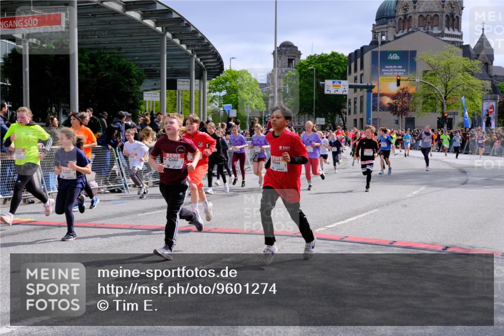 25.04.2026 - Das Zehntel Tim E. http://msf.ph/oto/9601274 25.04.2026 14:55:36 Ziel 15066, 15072, 15073, 15075, 15077, 15081, 15112, 15125, 15196, 15422, 15546, 15553, 15564, 15589, 15604, 15654, 15688, 15696, 15715, 15844, 16014, 16036, 16041, 16043, 16634, 16772, 16866, 16872, 16892, 17044, 17093, 17197, 17228, 17453, 17512, 17533, 17638, 17640, 17750, 17753, 17945, 18012, 18100, 18160, 18279 meine-sportfotos.de