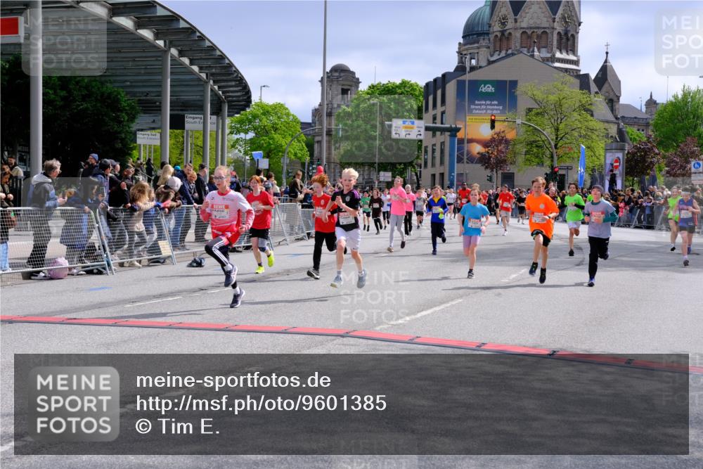 25.04.2026 - Das Zehntel Tim E. http://msf.ph/oto/9601385 25.04.2026 14:55:42 Ziel 15072, 15073, 15075, 15081, 15112, 15125, 15134, 15422, 15546, 15553, 15589, 15604, 15638, 15679, 15715, 15814, 15844, 15876, 15887, 15897, 15925, 16005, 16014, 16036, 16041, 16043, 16246, 16484, 16772, 16812, 16866, 16872, 16924, 16986, 17093, 17165, 17453, 17533, 17557, 17583, 17640, 17711, 17721, 17753, 18012, 18135 meine-sportfotos.de