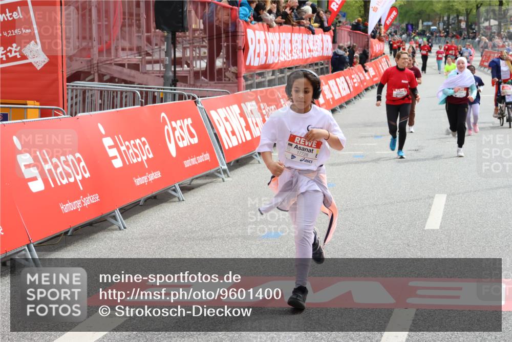 25.04.2026 - Das Zehntel Strokosch-Dieckow http://msf.ph/oto/9601400 25.04.2026 15:06:44 Ziel 17718, 17728, 17718, 17728 meine-sportfotos.de