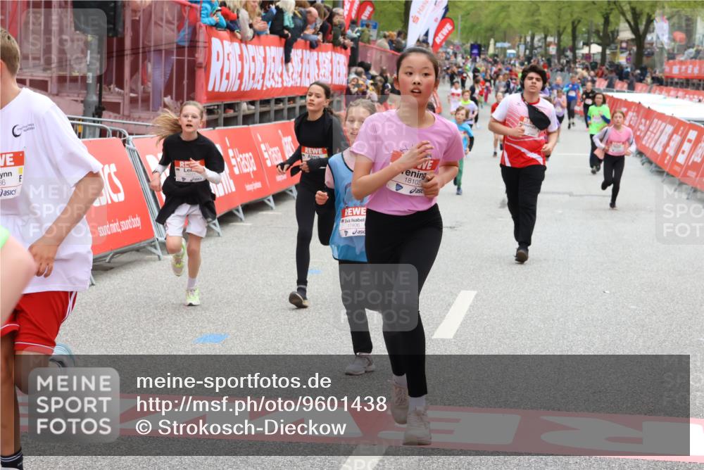 25.04.2026 - Das Zehntel Strokosch-Dieckow http://msf.ph/oto/9601438 25.04.2026 15:02:27 Ziel 15152, 15514, 15991, 16021, 16550, 16934, 17193, 17210, 17234, 17406, 17451, 17736, 17739, 18103, 15152, 15514, 15991, 16021, 16550, 16934, 17193, 17210, 17234, 17406, 17451, 17736, 17739, 18103 meine-sportfotos.de