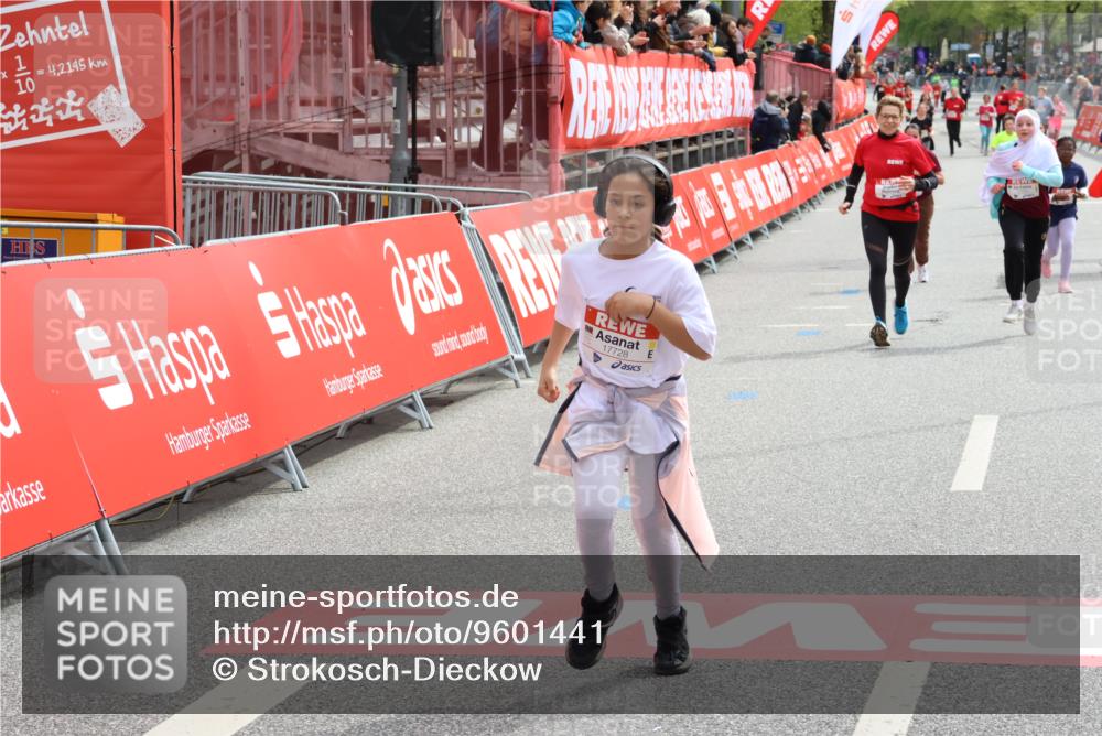 25.04.2026 - Das Zehntel Strokosch-Dieckow http://msf.ph/oto/9601441 25.04.2026 15:06:44 Ziel 17718, 17728, 17718, 17728 meine-sportfotos.de