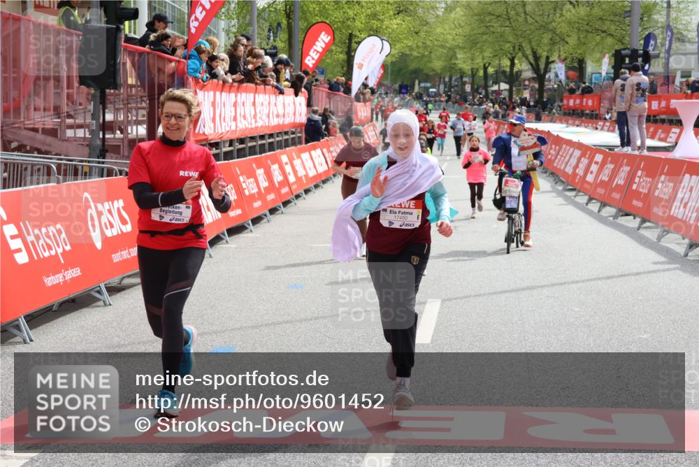 25.04.2026 - Das Zehntel Strokosch-Dieckow http://msf.ph/oto/9601452 25.04.2026 15:06:47 Ziel 17450, 17728, 17450, 17728 meine-sportfotos.de