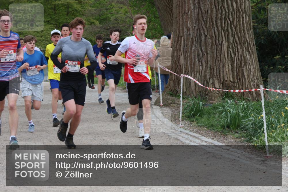 25.04.2026 - Das Zehntel Zöllner http://msf.ph/oto/9601496 25.04.2026 14:37:53 Laufen 17436, 17600 meine-sportfotos.de