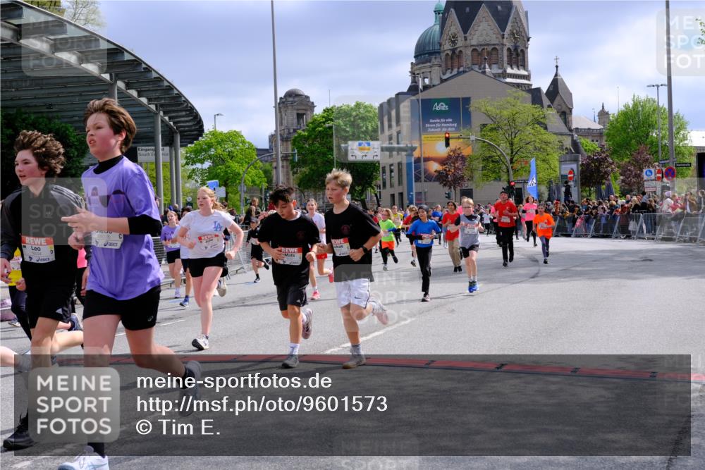 25.04.2026 - Das Zehntel Tim E. http://msf.ph/oto/9601573 25.04.2026 14:55:53 Ziel 15036, 15076, 15080, 15088, 15186, 15215, 15254, 15328, 15365, 15372, 15377, 15527, 15611, 15618, 15745, 15821, 15876, 15887, 15897, 16005, 16032, 16034, 16169, 16209, 16257, 16357, 16362, 16368, 16400, 16438, 16453, 16586, 16607, 16664, 16705, 16712, 16714, 16752, 16761, 16812, 16971, 16986, 17473, 17690, 17706, 17711, 17721, 17733, 17741, 17794, 17968, 17985, 18135, 18270 meine-sportfotos.de