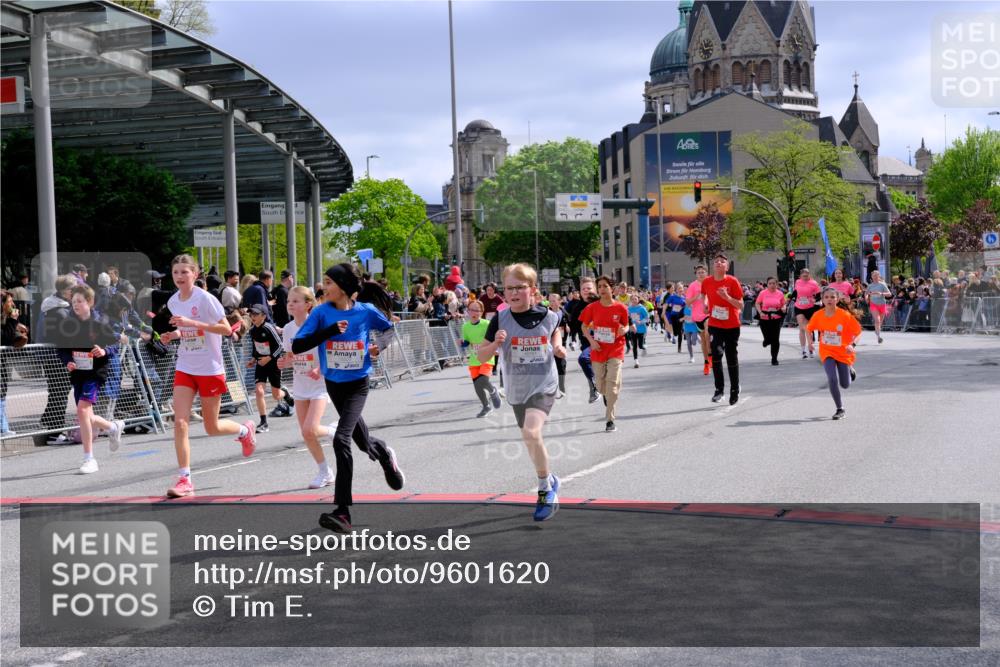25.04.2026 - Das Zehntel Tim E. http://msf.ph/oto/9601620 25.04.2026 14:55:55 Ziel 15036, 15076, 15080, 15088, 15186, 15215, 15254, 15271, 15275, 15285, 15328, 15365, 15372, 15377, 15527, 15611, 15618, 15745, 15821, 16001, 16016, 16032, 16034, 16169, 16209, 16257, 16357, 16362, 16368, 16400, 16438, 16453, 16586, 16607, 16664, 16705, 16712, 16714, 16752, 16761, 16778, 16971, 17049, 17130, 17131, 17139, 17473, 17553, 17554, 17690, 17706, 17733, 17741, 17794, 17968, 17985, 18270 meine-sportfotos.de