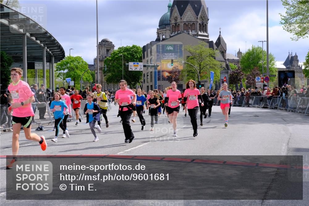 25.04.2026 - Das Zehntel Tim E. http://msf.ph/oto/9601681 25.04.2026 14:55:58 Ziel 15036, 15076, 15080, 15088, 15113, 15126, 15186, 15215, 15254, 15271, 15275, 15285, 15328, 15372, 15377, 15385, 15452, 15466, 15527, 15611, 15645, 15663, 15682, 15726, 15745, 15821, 16001, 16016, 16031, 16032, 16034, 16257, 16357, 16362, 16368, 16580, 16607, 16705, 16712, 16714, 16752, 16761, 16778, 16971, 16983, 16991, 17049, 17108, 17111, 17130, 17131, 17139, 17473, 17513, 17514, 17553, 17554, 17628, 17686, 17690, 17706, 17733, 17741, 17794, 17796, 17979 meine-sportfotos.de