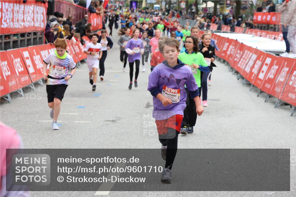 25.04.2026 - Das Zehntel Strokosch-Dieckow http://msf.ph/oto/9601710 25.04.2026 15:02:34 Ziel 15168, 15321, 15765, 15991, 16021, 17391, 17406, 17525, 17599, 15168, 15321, 15765, 15991, 16021, 17391, 17406, 17525, 17599 meine-sportfotos.de