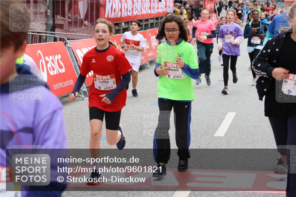 25.04.2026 - Das Zehntel Strokosch-Dieckow http://msf.ph/oto/9601821 25.04.2026 15:02:39 Ziel 15039, 15168, 15765, 15772, 15775, 16100, 17171, 17525, 18088, 15039, 15168, 15765, 15772, 15775, 16100, 17171, 17525, 18088 meine-sportfotos.de
