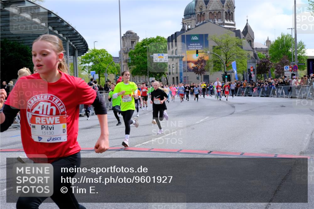 25.04.2026 - Das Zehntel Tim E. http://msf.ph/oto/9601927 25.04.2026 14:56:12 Ziel 15106, 15130, 15201, 15387, 15549, 15804, 15869, 15877, 15879, 15954, 15975, 16017, 16081, 16093, 16120, 16141, 16144, 16152, 16163, 16318, 16337, 16381, 16384, 16449, 16464, 16477, 16487, 16572, 16683, 16691, 16837, 16908, 17072, 17125, 17268, 17399, 17455, 17459, 17664, 17795, 17843, 17847, 17849, 17966, 17969, 17976, 18165, 18284, 18299 meine-sportfotos.de