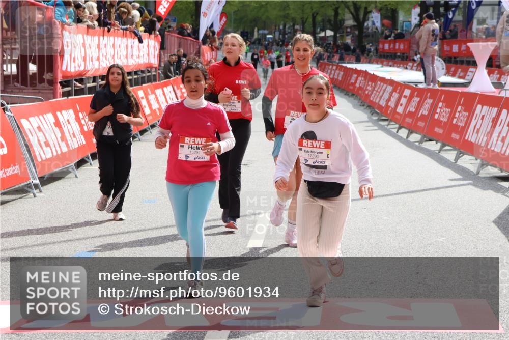 25.04.2026 - Das Zehntel Strokosch-Dieckow http://msf.ph/oto/9601934 25.04.2026 15:07:07 Ziel 15294, 16289, 16467, 16937, 17390, 17908, 15294, 16289, 16467, 16937, 17390, 17908 meine-sportfotos.de