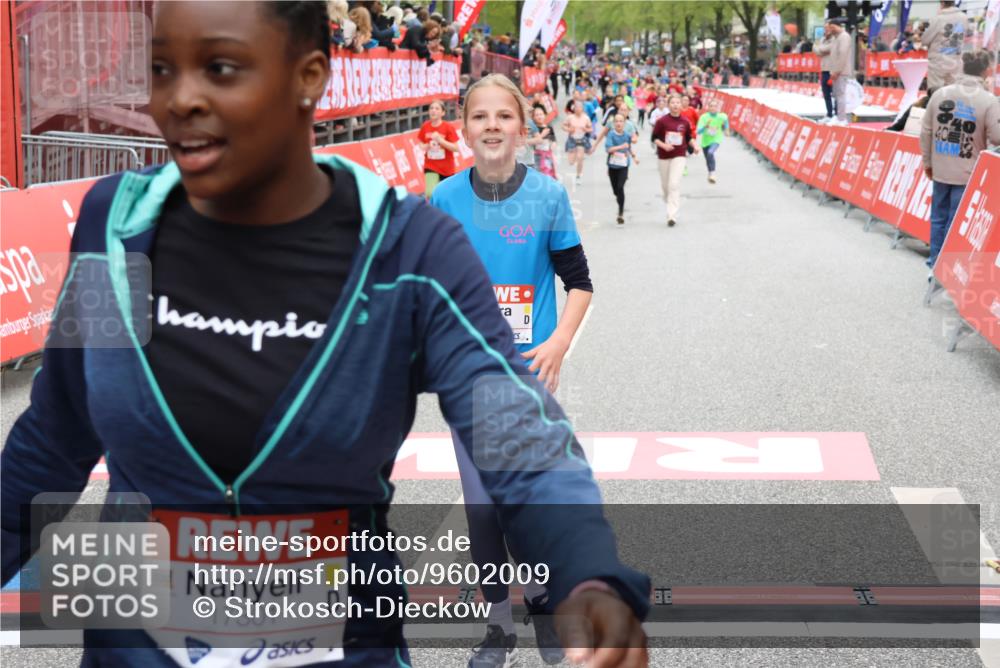 25.04.2026 - Das Zehntel Strokosch-Dieckow http://msf.ph/oto/9602009 25.04.2026 15:02:47 Ziel 15019, 15256, 15263, 16000, 16022, 16843, 17301, 17540, 17575, 17614, 18084, 15019, 15256, 15263, 16000, 16022, 16843, 17301, 17540, 17575, 17614, 18084 meine-sportfotos.de