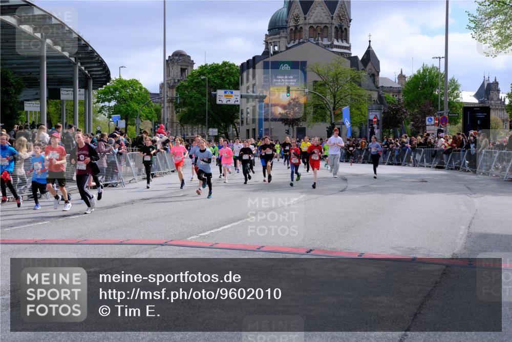 25.04.2026 - Das Zehntel Tim E. http://msf.ph/oto/9602010 25.04.2026 14:56:15 Ziel 15086, 15105, 15106, 15130, 15212, 15261, 15387, 15450, 15549, 15709, 15804, 15869, 15877, 15879, 15915, 15954, 15975, 16017, 16141, 16144, 16152, 16163, 16292, 16296, 16300, 16313, 16318, 16381, 16384, 16464, 16477, 16487, 16572, 16643, 16683, 16691, 16837, 16908, 16920, 16921, 17072, 17112, 17125, 17268, 17399, 17455, 17459, 17795, 17849, 17966, 17969, 17976, 18284 meine-sportfotos.de