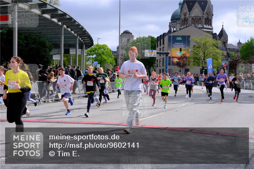 25.04.2026 - Das Zehntel Tim E. http://msf.ph/oto/9602141 25.04.2026 14:56:21 Ziel 15029, 15030, 15086, 15105, 15212, 15261, 15330, 15403, 15450, 15709, 15804, 15869, 15877, 15901, 15915, 15963, 15970, 16119, 16141, 16152, 16156, 16163, 16292, 16296, 16300, 16313, 16319, 16383, 16463, 16464, 16476, 16485, 16487, 16643, 16692, 16725, 16740, 16920, 16921, 17112, 17125, 17167, 17181, 17184, 17255, 17268, 17377, 17455, 17585, 17791, 17849, 17977, 17991, 18113, 18152 meine-sportfotos.de